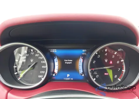 2017 Maserati Levante z USA, uszkodzony, nr VIN ZN661XULXHX210742